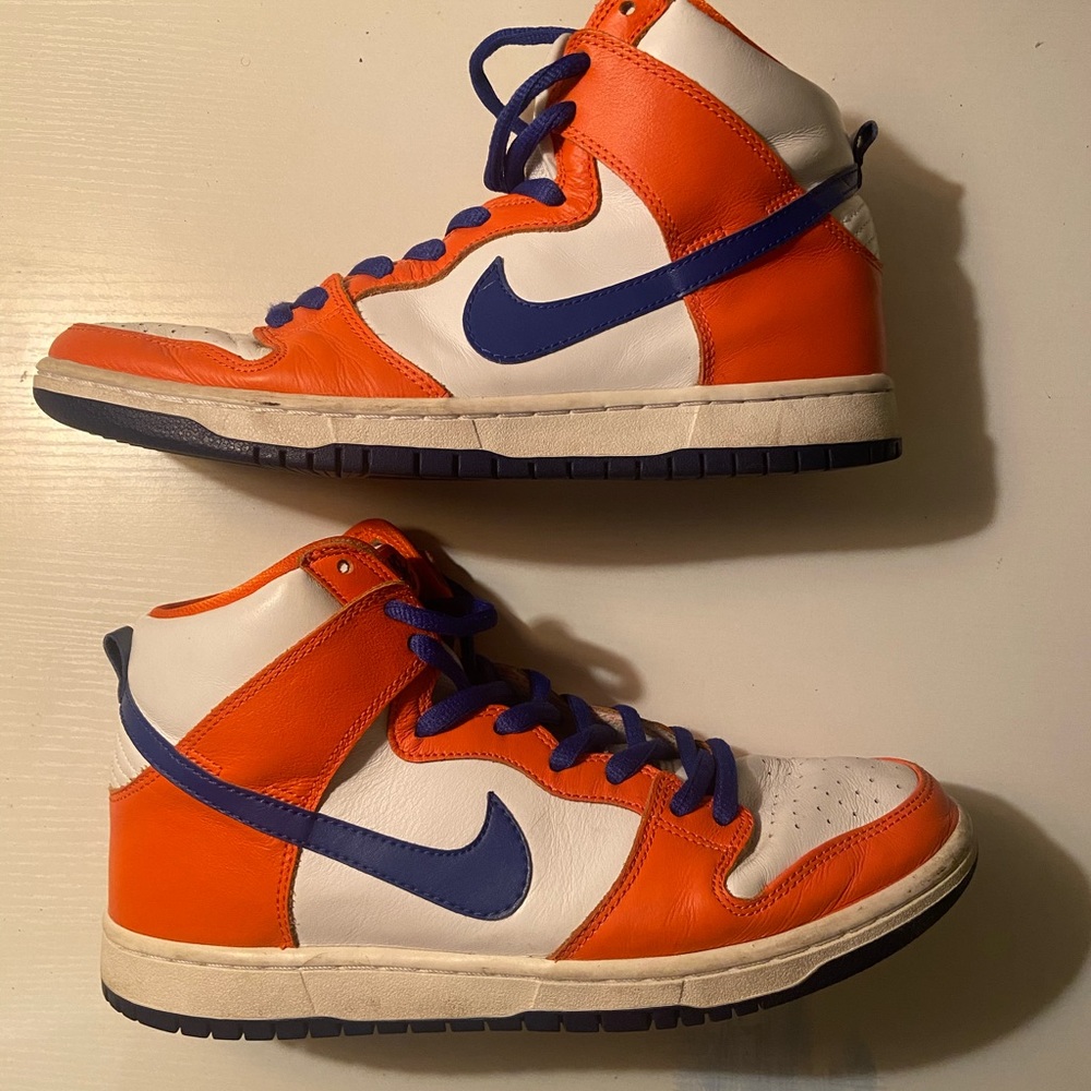 Nike dunk orange
